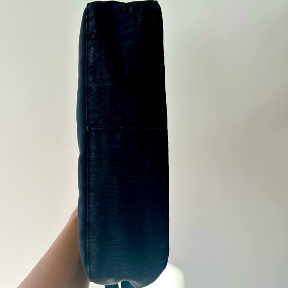 SOLD‼️Fendi Vintage Baguette Shoulder Bag Black - Picture 10 of 12